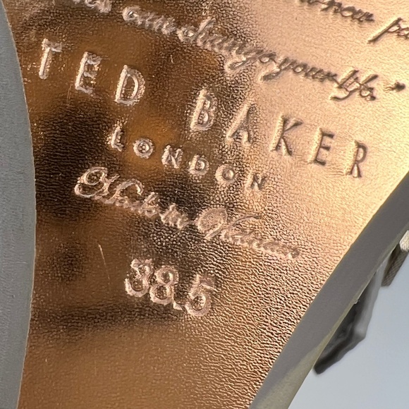 Ted Baker London Wedge Heel Sandal Weliin Snake Print Women's 38.5 US 8 Strappy - Picture 12 of 15